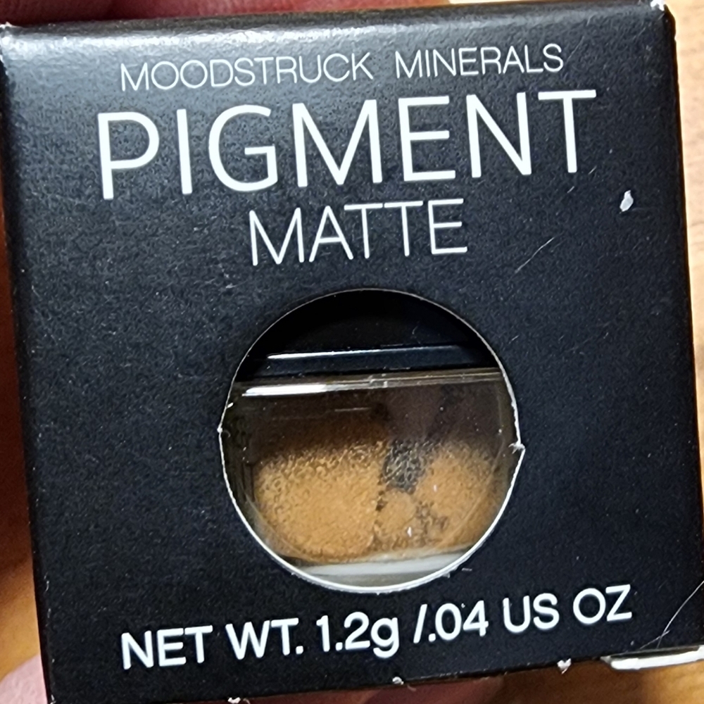 Pigment Matte - Brown